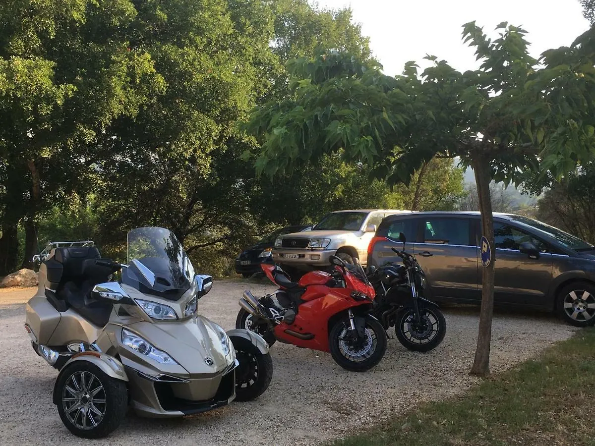 Dom wakacyjny Gites Le Mas Du Vieux Chene Salavas Francja