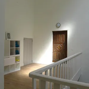 Bed & Breakfast Le Ciel Par-dessus Le Toit, Salavas