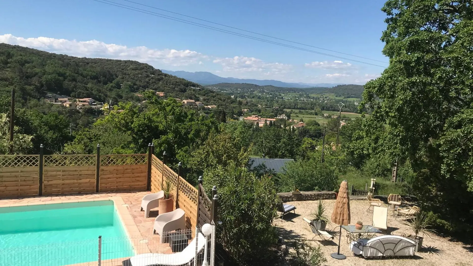 Vakantiehuis Gites Le Mas Du Vieux Chene Salavas